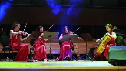 Luca Minnelli İzmir’de büyüledi