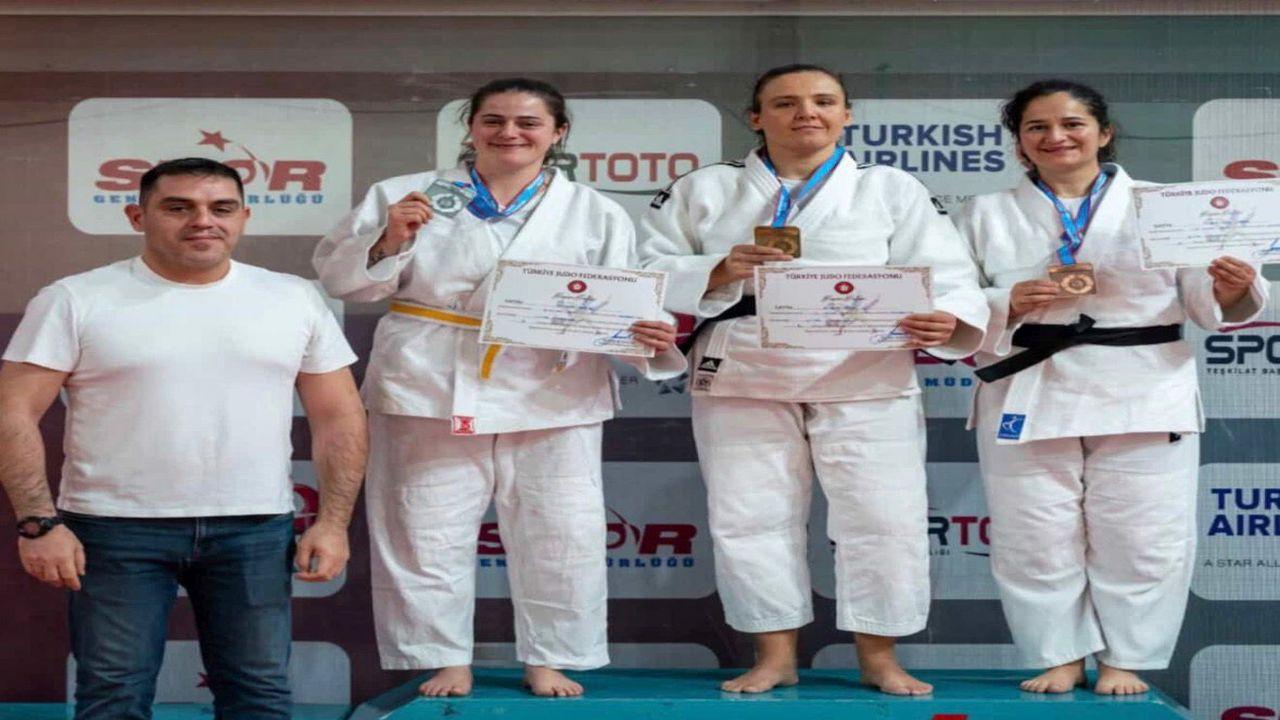 Tatamide Didem Öğdü fırtınası: diyarbakır’ın altın kızı avrupa yolcusu