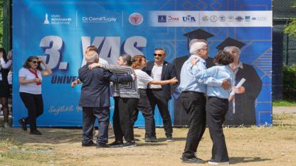 3. Yaş Üniversiteleri Şenliği, gençlik enerjisi yaydı